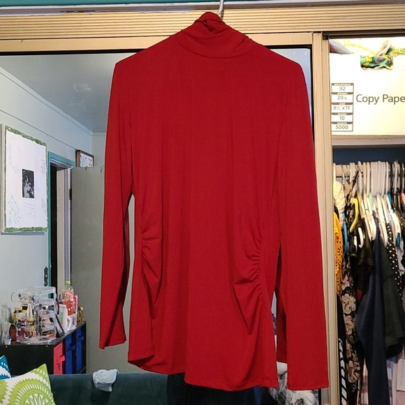 Long sleeve shirt - Picture 1 of 5